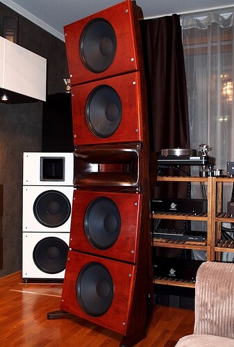 1.jpg.716e7219109a54ec75e93bb19909d76c.jpg