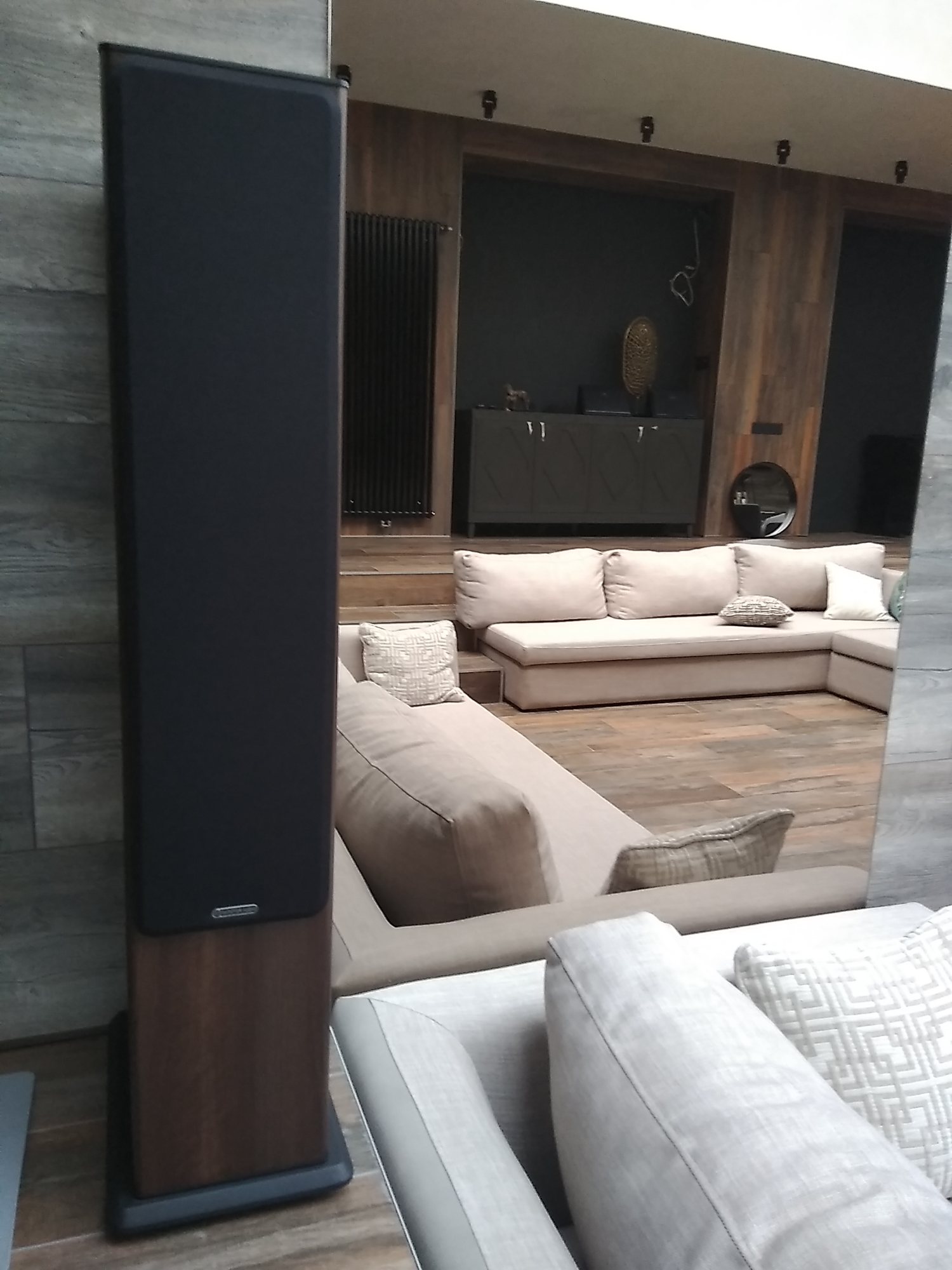 комплект напольных колонок MONITOR AUDIO BRONZE 6.