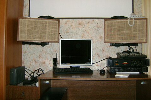 Yamaha C2 ---> Yamaha P2050 ---> Dynaco A25