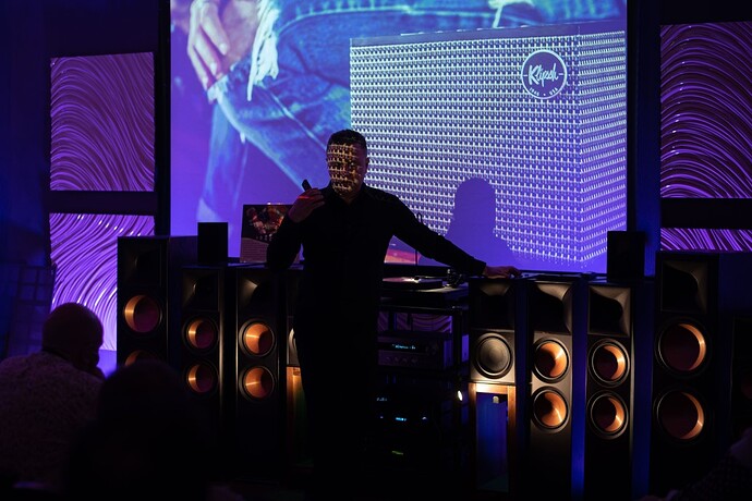 858902468_20230602HiFiHiEndShowURAL-74.jpg.201915d856fd491256192ac0cc123515.jpg
