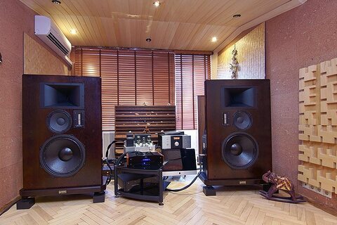 Crystalvox Doors в системе Александра Хватова