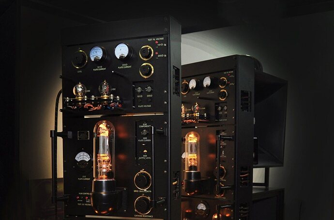 line-magnetic-WE-replica-tube-amp-2-1024x674.jpg.ce6a72be20479aea358f6538ff6ff61f.jpg