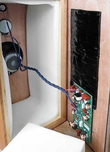 515harb.inside.jpg.47a5b0b82b4a545609aec60a3227e0bf.jpg