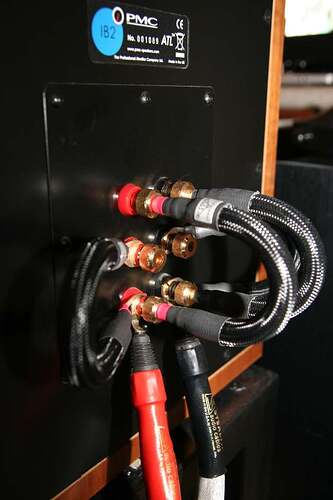 IMG_2677-2.jpg.e71af8c3ef1f8f870baca936a5749db8.jpg