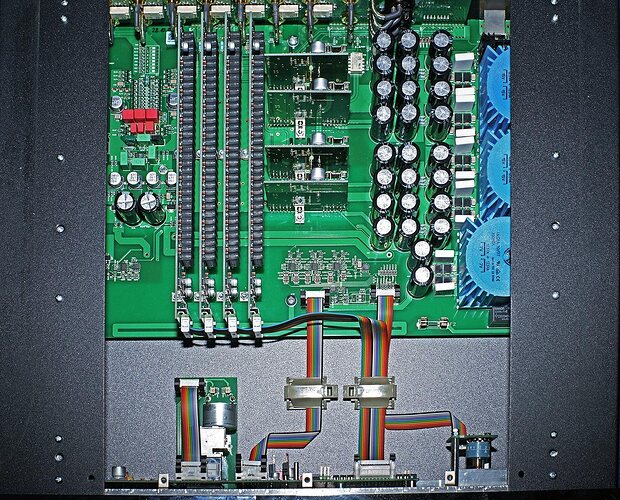 Tidal_Preos_inside_11.jpg.2380e107fa61f024682cb03e9c313cfe.jpg