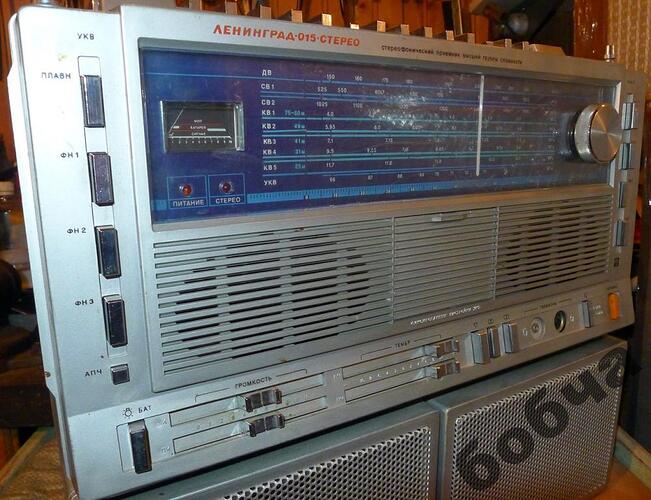 leningrad_015_stereo_radiopriemnik_kak_novyj_rabochij.jpg.d7ef84c9278766d0772bf1d2408894eb.jpg