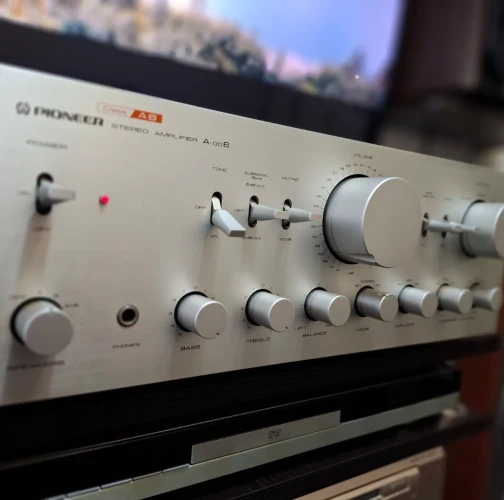 Pioneer, A006