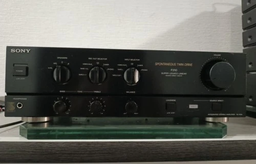 Sony, Ta f 270