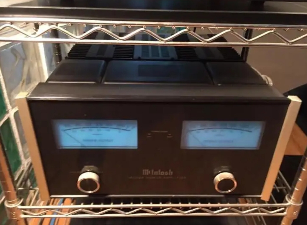 McIntosh, MC352