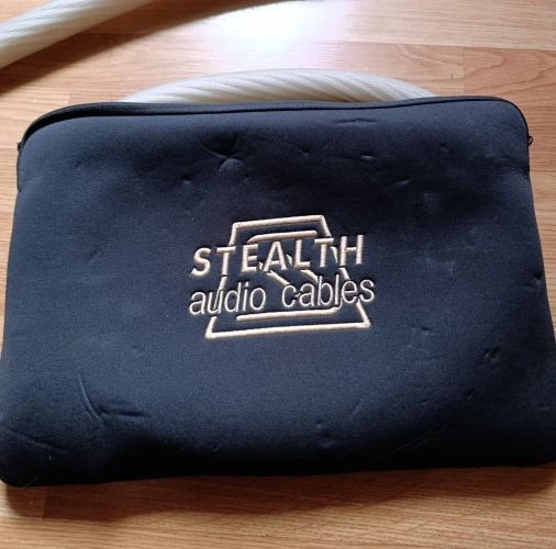 Stealth Acoustics, m7000