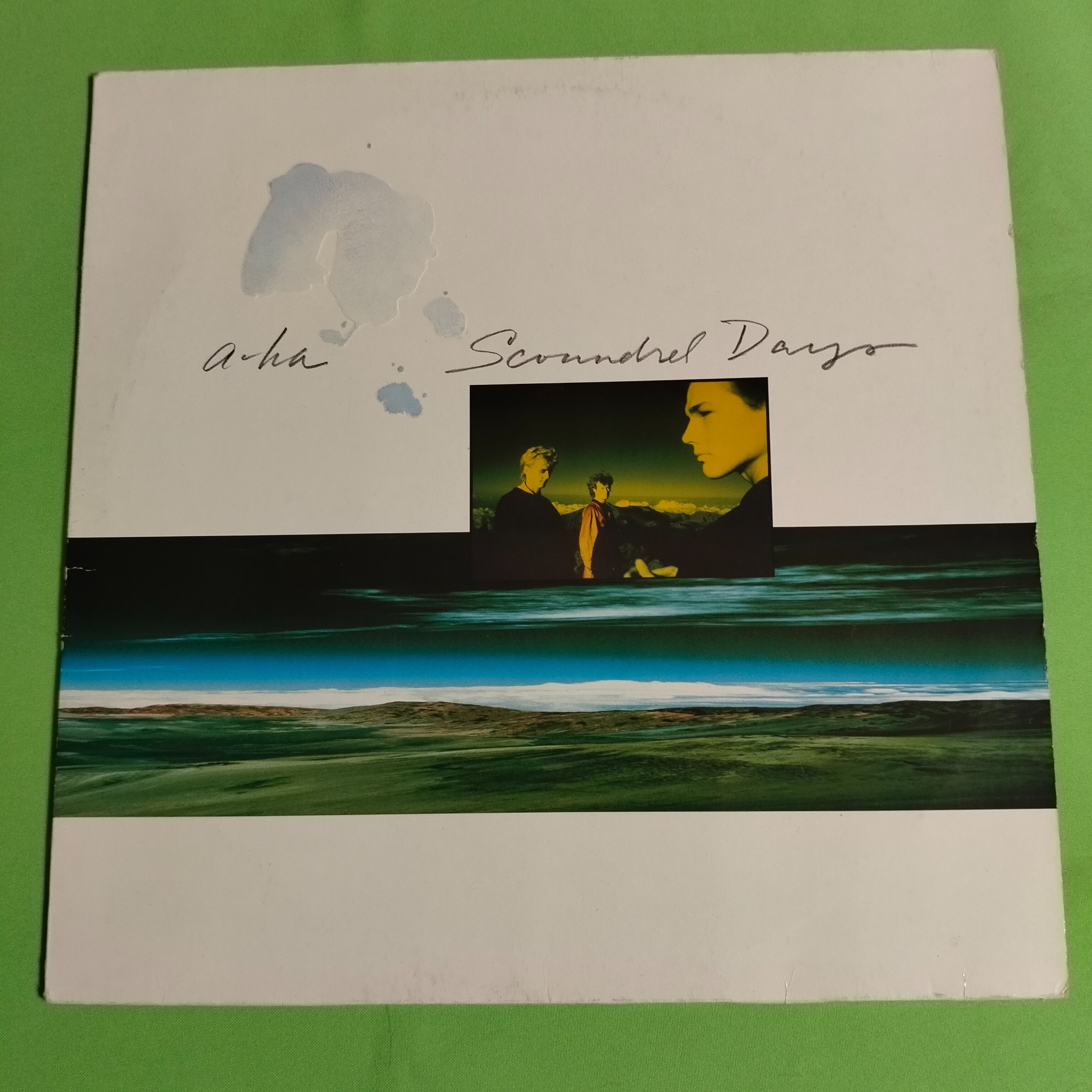 A-HA"Scoundrel Days" 1986