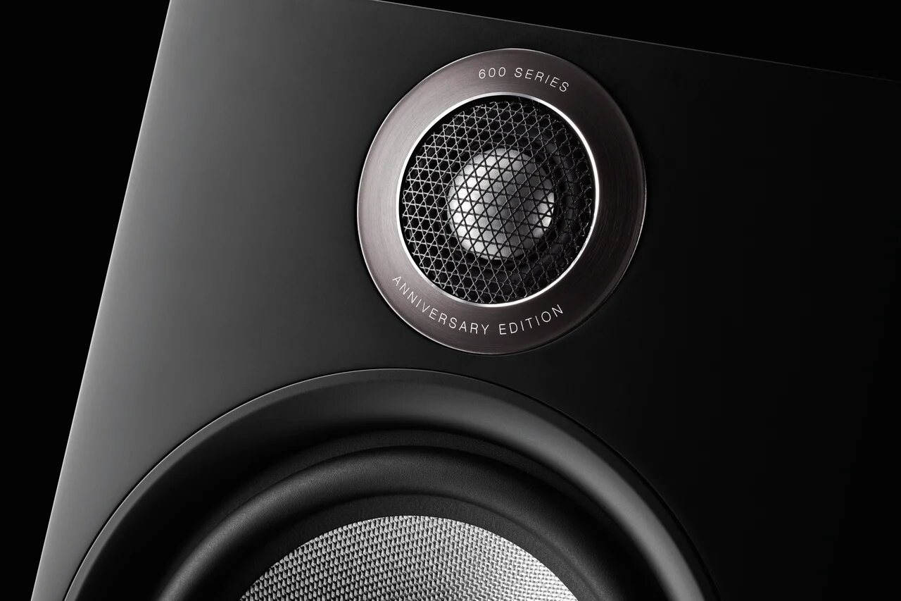 Bowers & Wilkins 606 S2 Anniversary Edition
